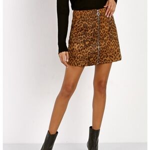 WYLDR Zip-up Front Leopard Print Mini Skirt With Pockets